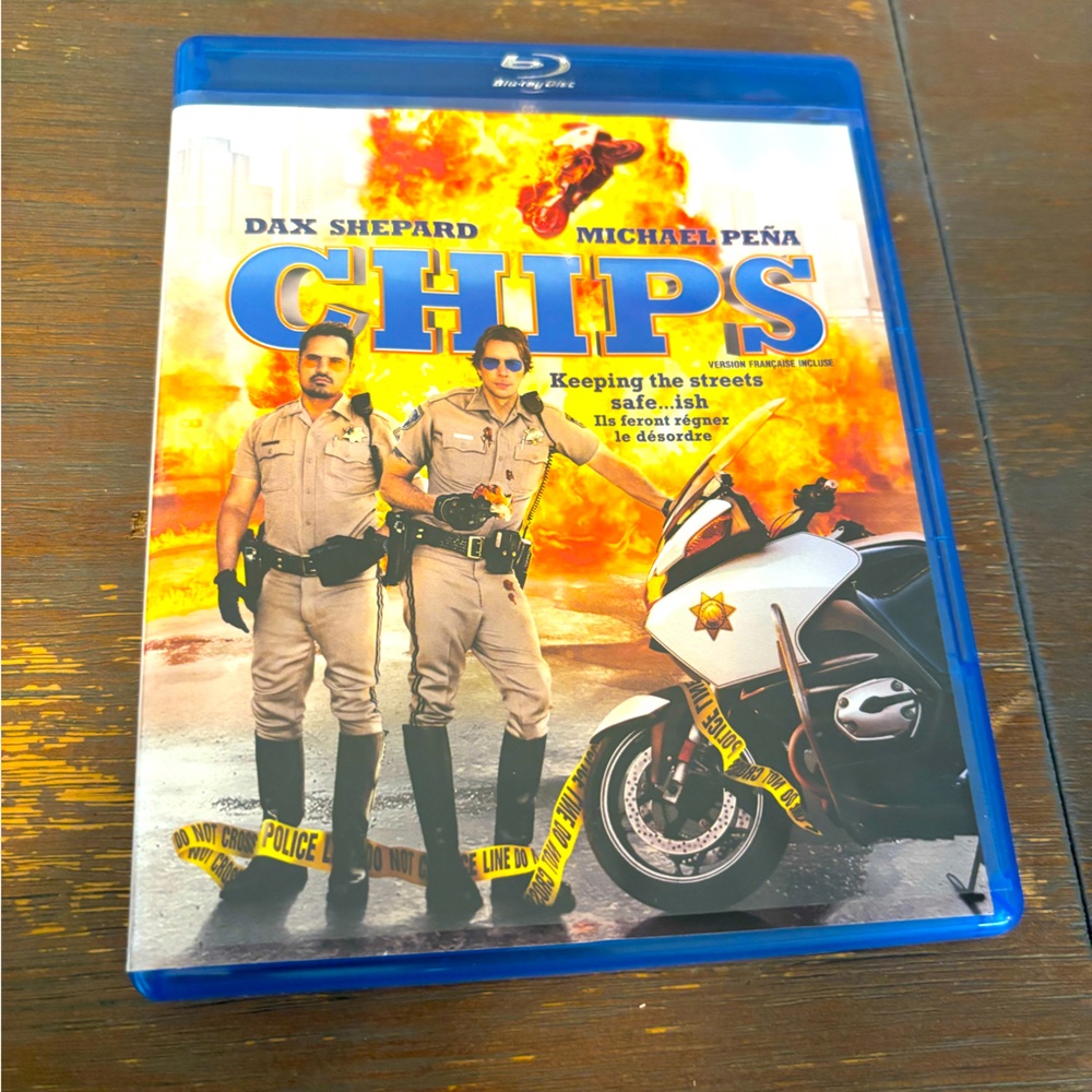 CHIPS Blu-ray 🚓 Dax Shepard Comedy – Excellent Condition!